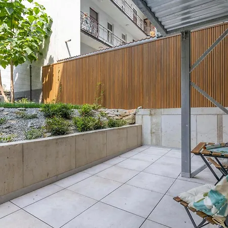 Novo Balcony Near Train Station * Pressburg