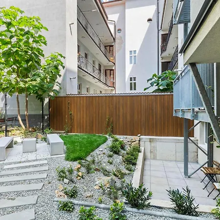 Novo Balcony Near Train Station ブラチスラヴァ